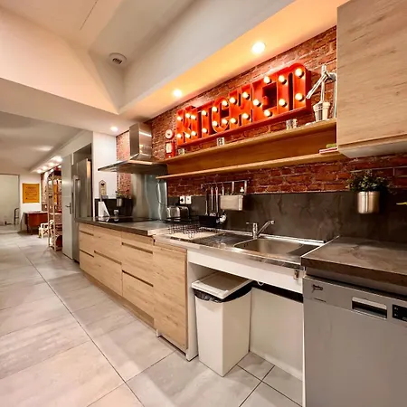 Loft Jacuzzi A 8 Min Des Grands Buffets Et Du Centre-ville *