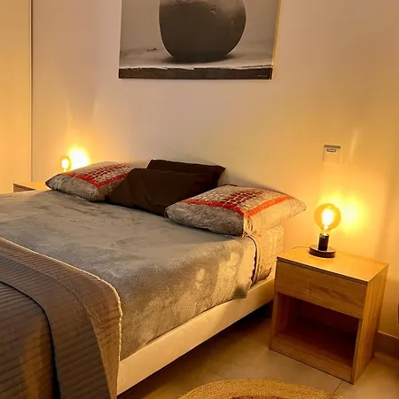 Apartman Loft Jacuzzi A 8 Min Des Grands Buffets Et Du Centre-ville *