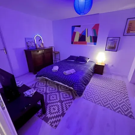 Apartman Loft Jacuzzi A 8 Min Des Grands Buffets Et Du Centre-ville