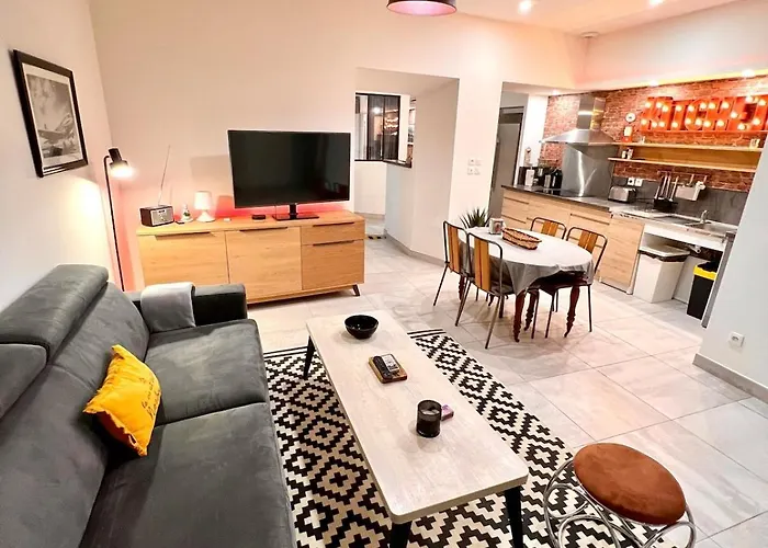 Loft Jacuzzi A 8 Min Des Grands Buffets Et Du Centre-ville